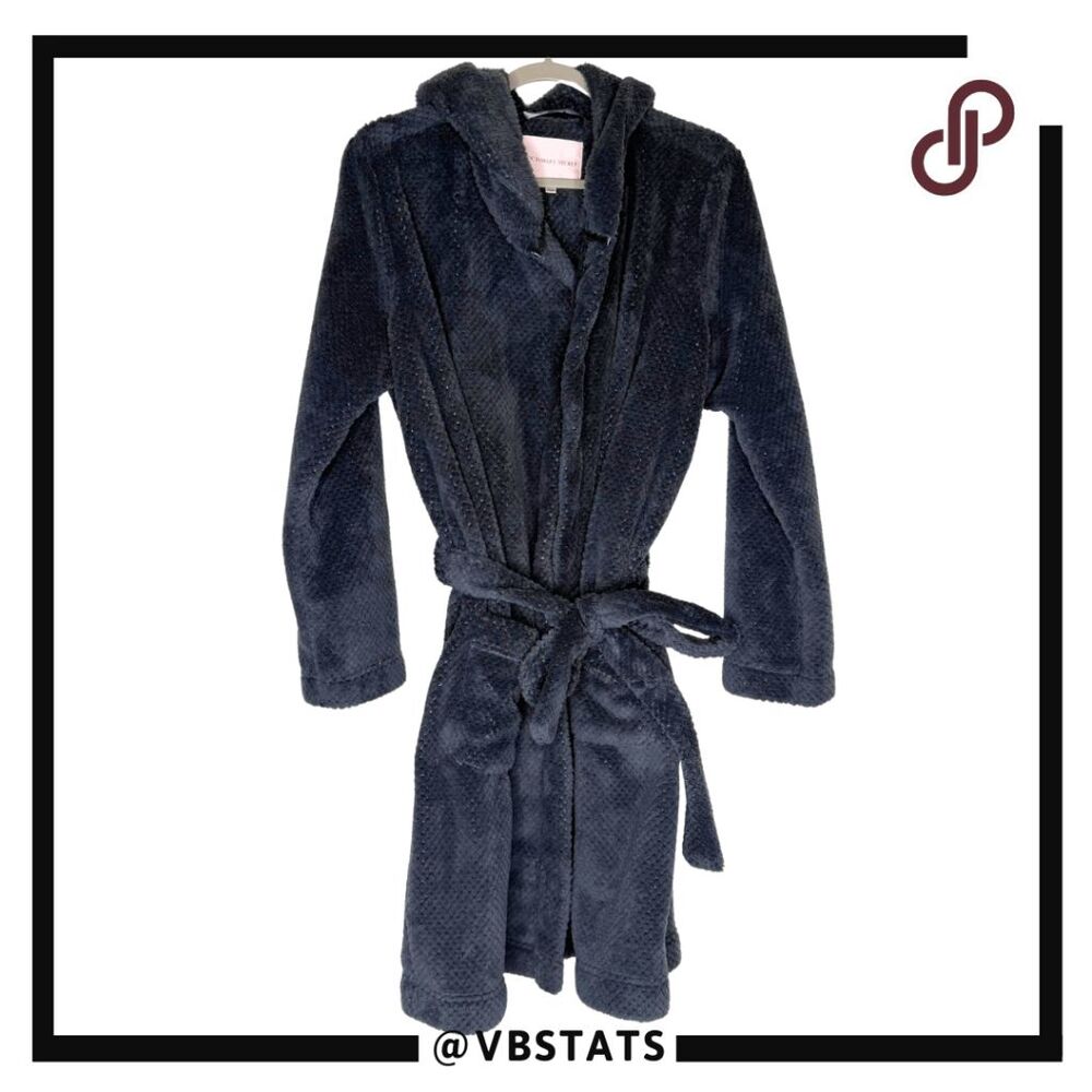 Victoria's Secret Women's Faux Fur Lined Hooded Long Sleeve Robe Gray‎ Medium